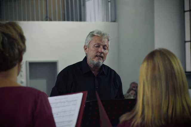 [FOTO] Muzyka prawosławna w dawnym kościele ewangelickim w Ziębicach – niezwykły koncert Gminnego Chóru Św. Jerzego