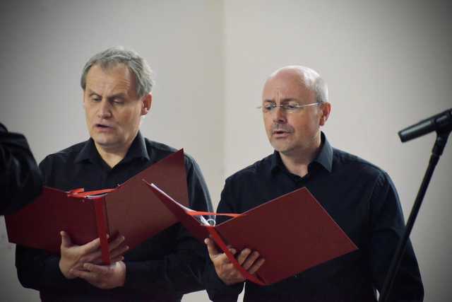 [FOTO] Muzyka prawosławna w dawnym kościele ewangelickim w Ziębicach – niezwykły koncert Gminnego Chóru Św. Jerzego