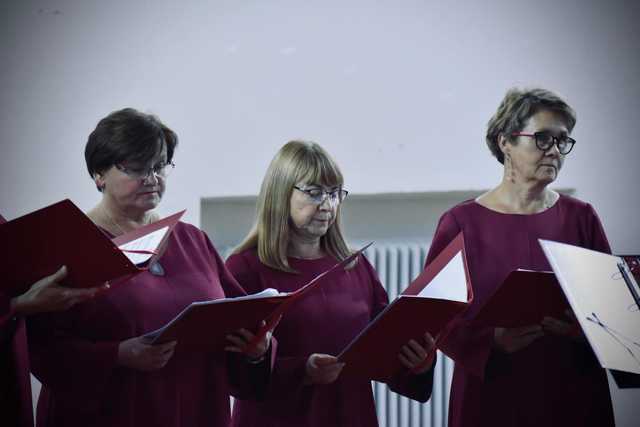[FOTO] Muzyka prawosławna w dawnym kościele ewangelickim w Ziębicach – niezwykły koncert Gminnego Chóru Św. Jerzego