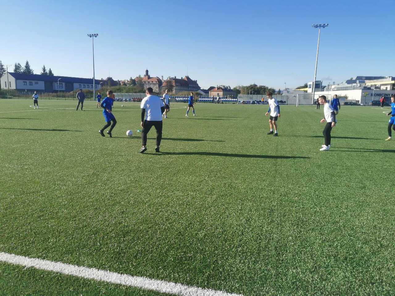 [FOTO] Triumf Szkoły Podstawowej nr 3 w Ząbkowicach Śląskich w Turnieju U-15