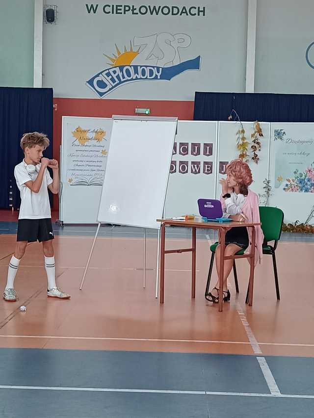 [FOTO] Dzień Edukacji Narodowej: radosne obchody Dnia Nauczyciela w Ciepłowodach