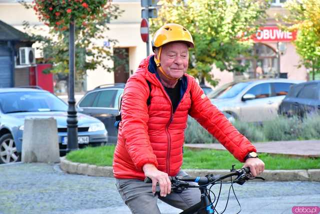 [FOTO] Miłośnicy dwóch kółek po raz 25. pojechali w Rekreacyjnym Rajdzie Rowerowym