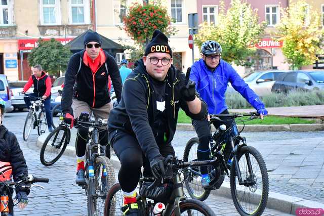 [FOTO] Miłośnicy dwóch kółek po raz 25. pojechali w Rekreacyjnym Rajdzie Rowerowym