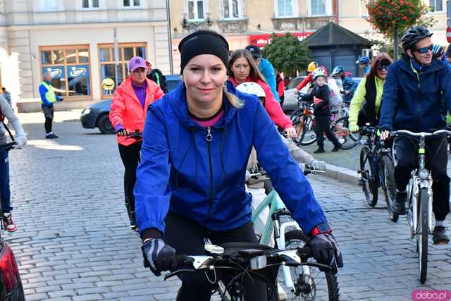 [FOTO] Miłośnicy dwóch kółek po raz 25. pojechali w Rekreacyjnym Rajdzie Rowerowym