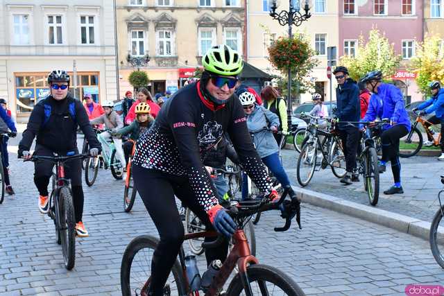 [FOTO] Miłośnicy dwóch kółek po raz 25. pojechali w Rekreacyjnym Rajdzie Rowerowym