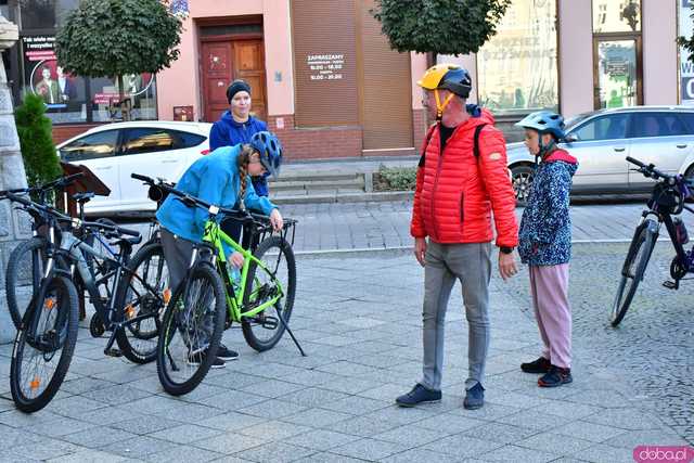 [FOTO] Miłośnicy dwóch kółek po raz 25. pojechali w Rekreacyjnym Rajdzie Rowerowym