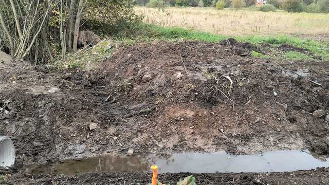 Inwestujemy w bezpieczeństwo i lepsze warunki dla rolników. Burmistrz Kamieńca rozpoczyna prace melioracyjne w gminie