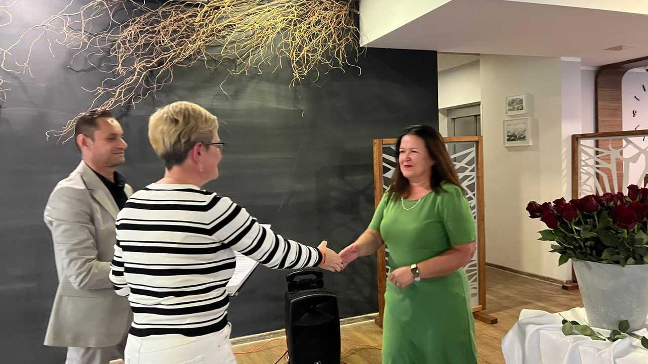 [FOTO] Trudne warunki, wielkie serca: Dzień Edukacji Narodowej w Bardzie