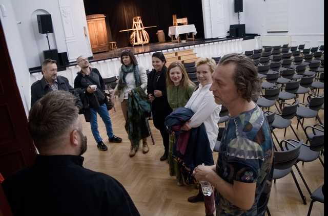 [FOTO] Między rzeczywistością a iluzją: Teatralna podróż w Ziębicach