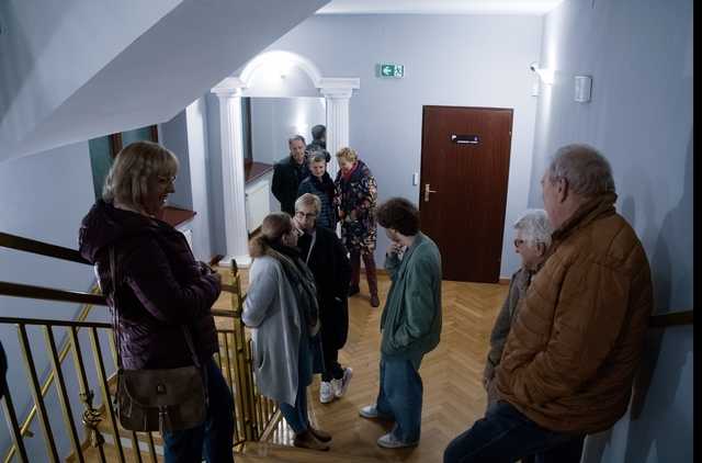 [FOTO] Między rzeczywistością a iluzją: Teatralna podróż w Ziębicach