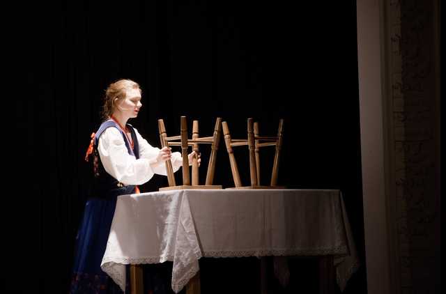 [FOTO] Między rzeczywistością a iluzją: Teatralna podróż w Ziębicach
