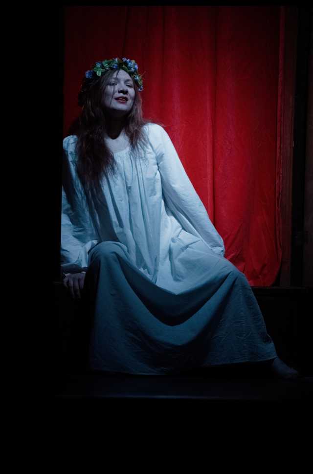 [FOTO] Między rzeczywistością a iluzją: Teatralna podróż w Ziębicach