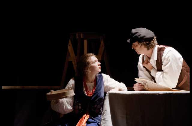 [FOTO] Między rzeczywistością a iluzją: Teatralna podróż w Ziębicach