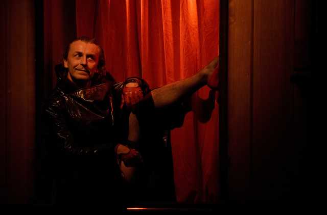 [FOTO] Między rzeczywistością a iluzją: Teatralna podróż w Ziębicach
