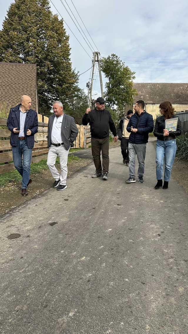 [FOTO] Nowa droga w Osinie Wielkiej została oddana do użytku. To kolejna z 14 inwestycji drogowych w Gminie!