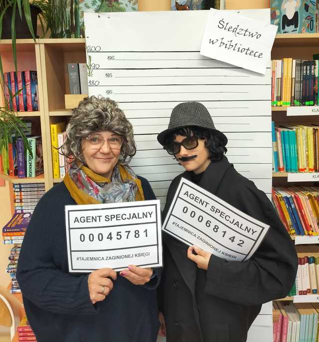 [FOTO] Kradzież w bibliotece! Detektyw Karramba i biblioteczni agenci na tropie zagadki