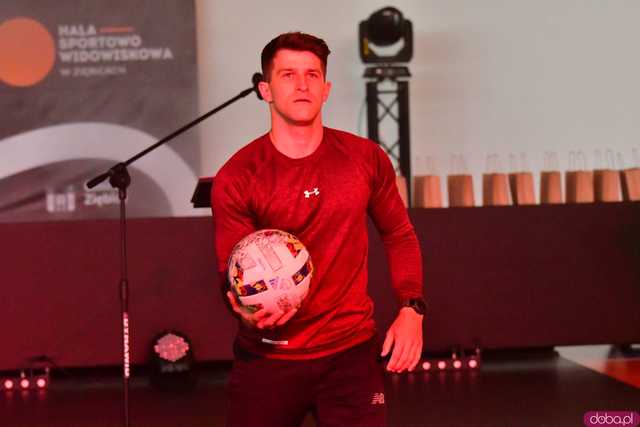 [FOTO,WIDEO] Ziębice świętują historyczne otwarcie nowej Hali Sportowo-Widowiskowej - inwestycja, która zmienia oblicze gminy!
