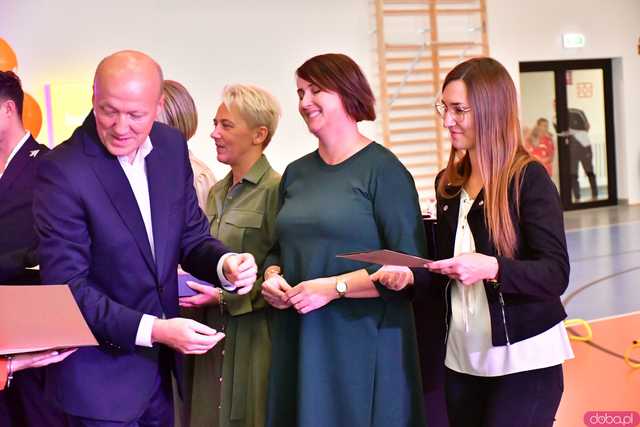 [FOTO,WIDEO] Ziębice świętują historyczne otwarcie nowej Hali Sportowo-Widowiskowej - inwestycja, która zmienia oblicze gminy!