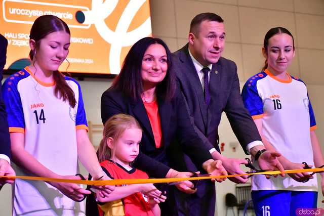 [FOTO,WIDEO] Ziębice świętują historyczne otwarcie nowej Hali Sportowo-Widowiskowej - inwestycja, która zmienia oblicze gminy!