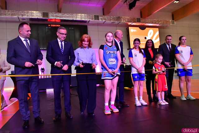 [FOTO,WIDEO] Ziębice świętują historyczne otwarcie nowej Hali Sportowo-Widowiskowej - inwestycja, która zmienia oblicze gminy!