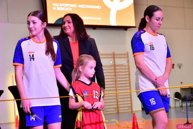 [FOTO,WIDEO] Ziębice świętują historyczne otwarcie nowej Hali Sportowo-Widowiskowej - inwestycja, która zmienia oblicze gminy!