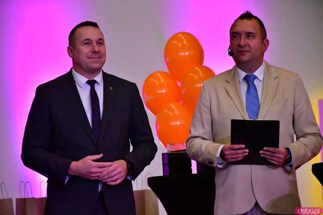 [FOTO,WIDEO] Ziębice świętują historyczne otwarcie nowej Hali Sportowo-Widowiskowej - inwestycja, która zmienia oblicze gminy!