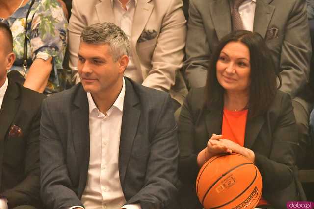 [FOTO,WIDEO] Ziębice świętują historyczne otwarcie nowej Hali Sportowo-Widowiskowej - inwestycja, która zmienia oblicze gminy!