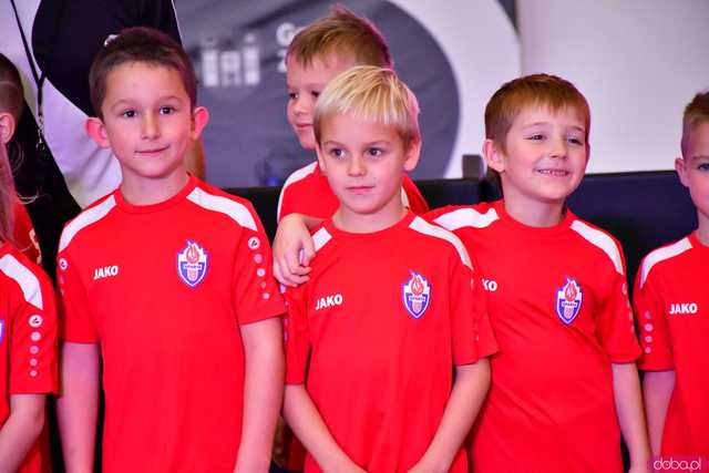 [FOTO,WIDEO] Ziębice świętują historyczne otwarcie nowej Hali Sportowo-Widowiskowej - inwestycja, która zmienia oblicze gminy!