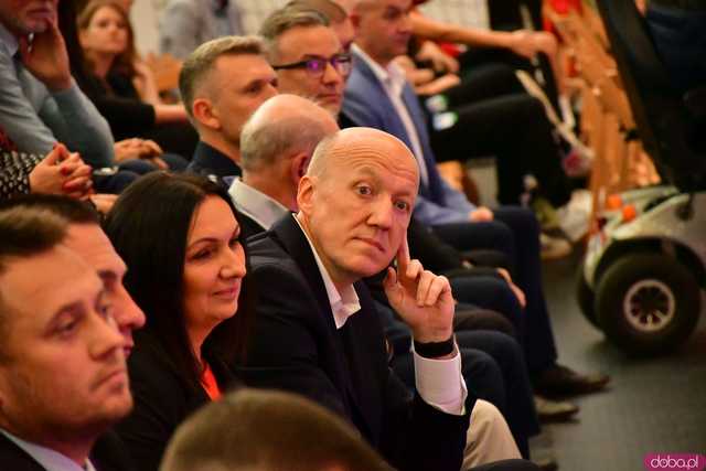 [FOTO,WIDEO] Ziębice świętują historyczne otwarcie nowej Hali Sportowo-Widowiskowej - inwestycja, która zmienia oblicze gminy!