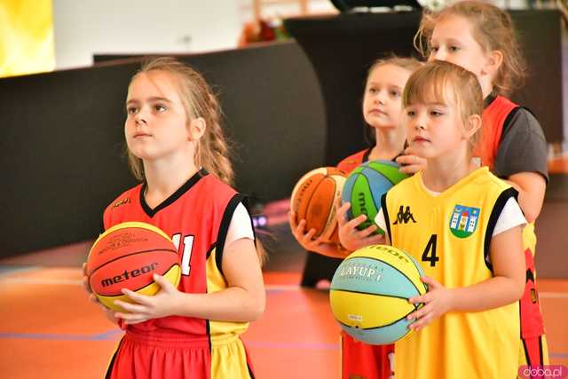 [FOTO,WIDEO] Ziębice świętują historyczne otwarcie nowej Hali Sportowo-Widowiskowej - inwestycja, która zmienia oblicze gminy!