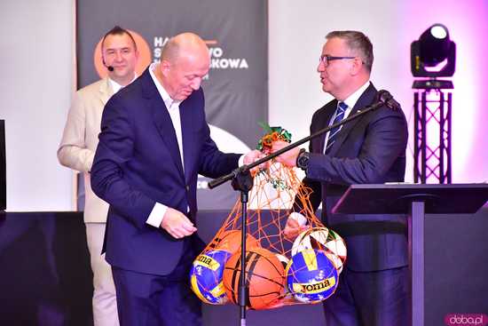 [FOTO,WIDEO] Ziębice świętują historyczne otwarcie nowej Hali Sportowo-Widowiskowej - inwestycja, która zmienia oblicze gminy!
