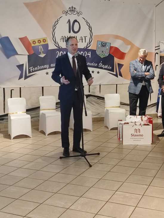 [FOTO] 10 lat wspólnych działań! Ząbkowice Śląskie i Fontenay-aux-Roses odnowiły Przysięgę Partnerstwa