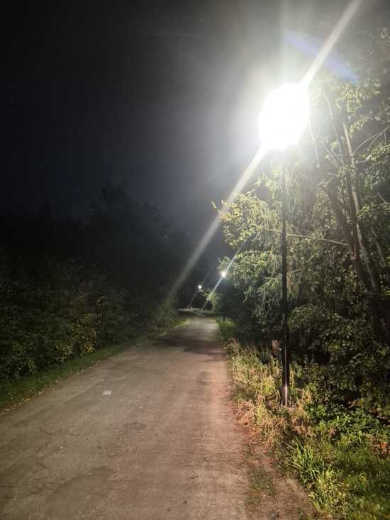 [FOTO] Nowe światła w Stoszowicach - mieszkańcy świętują długo wyczekiwaną inwestycję