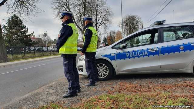 Dolnośląska Policja podsumowała „Wszystkich Świętych 2024”: blisko 6 tysięcy interwencji i 144 nietrzeźwych kierowców!