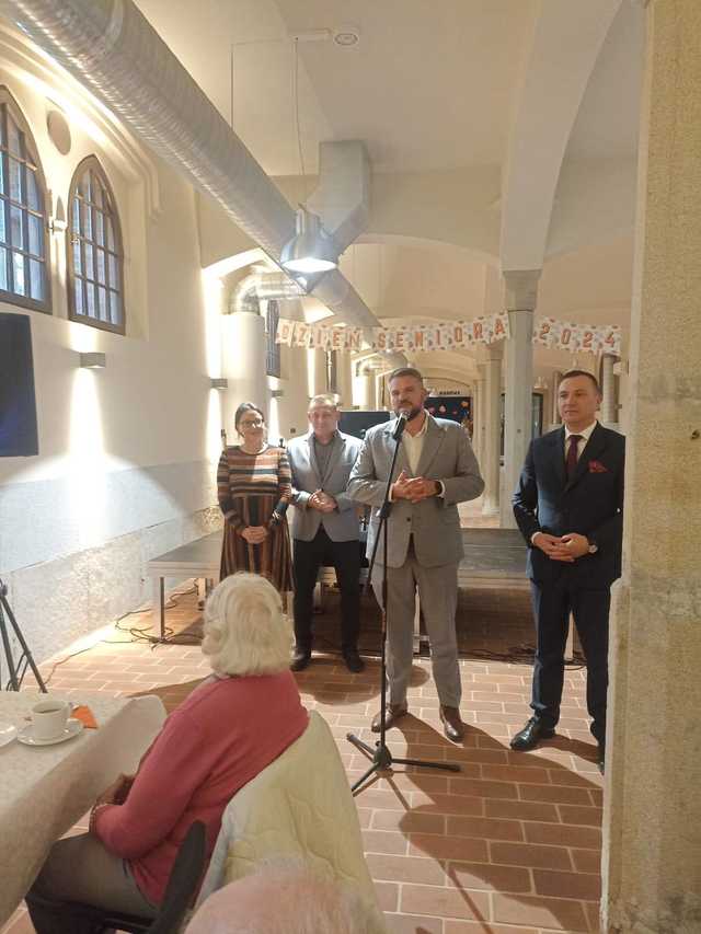 Seniorzy świętowali w Pałacu Marianny Orańskiej - dwa dni pełne radości