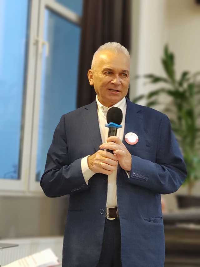 [FOTO] Seniorzy i młodzież dla Niepodległej: Złoty Stok w duchu patriotyzmu