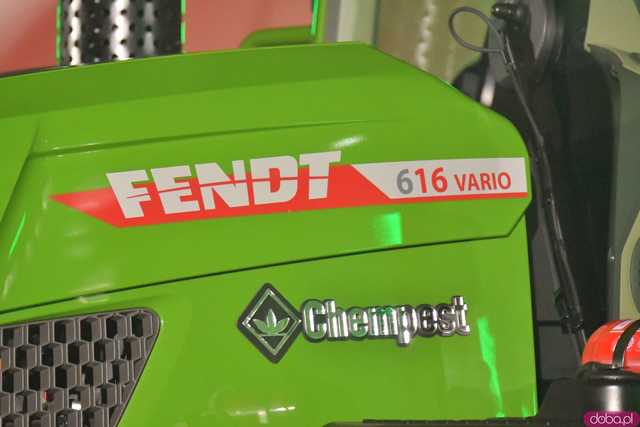 [FOTO, WIDEO] Zobaczcie, jak wygląda przyszłość maszyn rolniczych – premiera ciągnika Fendt 600 w Stoszowicach