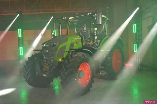 [FOTO, WIDEO] Zobaczcie, jak wygląda przyszłość maszyn rolniczych – premiera ciągnika Fendt 600 w Stoszowicach