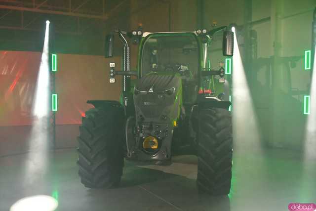 [FOTO, WIDEO] Zobaczcie, jak wygląda przyszłość maszyn rolniczych – premiera ciągnika Fendt 600 w Stoszowicach