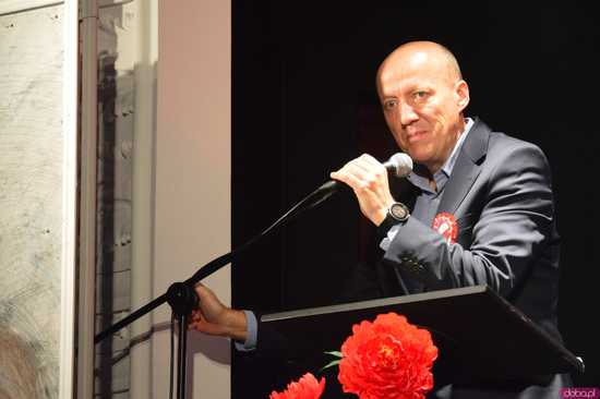 [FOTO] Zaśpiewajmy dla Niepodległej! Ziębice rozpoczęły obchody 11 listopada!