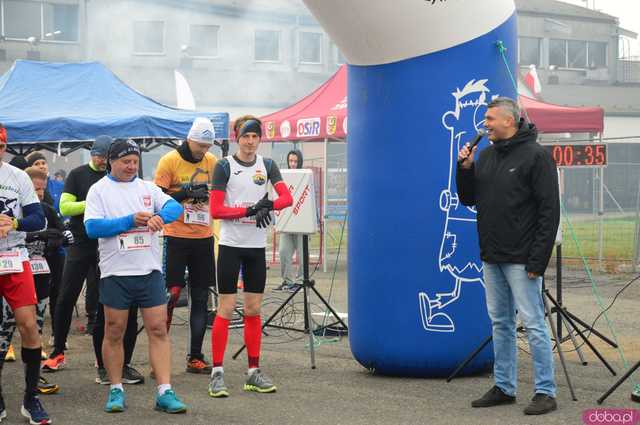 [FOTO, WIDEO] Ząbkowice Śląskie biegną dla Niepodległej – Patriotyzm na sportowo podczas 6. Biegu Niepodległości