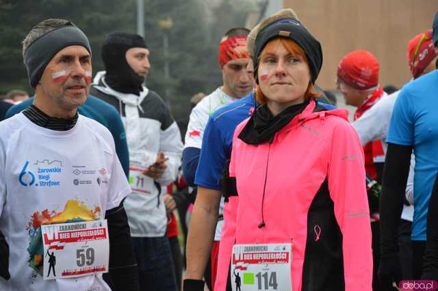 [FOTO, WIDEO] Ząbkowice Śląskie biegną dla Niepodległej – Patriotyzm na sportowo podczas 6. Biegu Niepodległości
