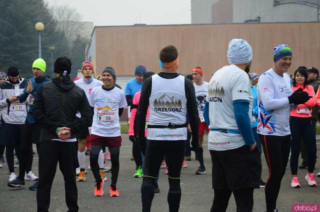 [FOTO, WIDEO] Ząbkowice Śląskie biegną dla Niepodległej – Patriotyzm na sportowo podczas 6. Biegu Niepodległości