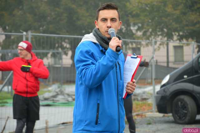 [FOTO, WIDEO] Ząbkowice Śląskie biegną dla Niepodległej – Patriotyzm na sportowo podczas 6. Biegu Niepodległości