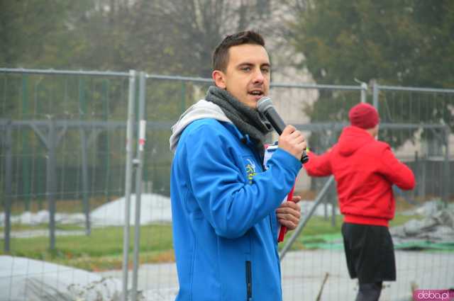 [FOTO, WIDEO] Ząbkowice Śląskie biegną dla Niepodległej – Patriotyzm na sportowo podczas 6. Biegu Niepodległości