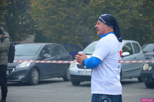 [FOTO, WIDEO] Ząbkowice Śląskie biegną dla Niepodległej – Patriotyzm na sportowo podczas 6. Biegu Niepodległości