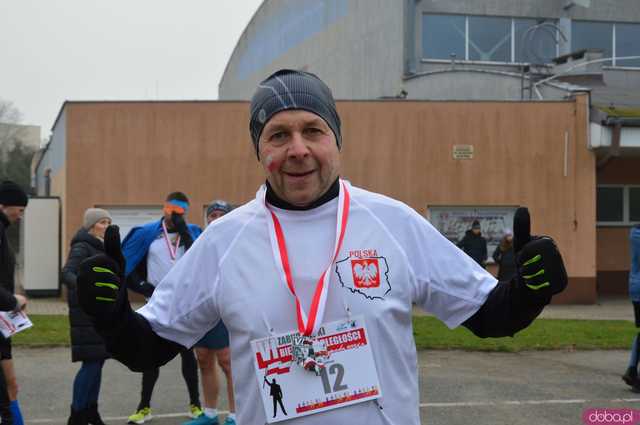 [FOTO, WIDEO] Ząbkowice Śląskie biegną dla Niepodległej – Patriotyzm na sportowo podczas 6. Biegu Niepodległości