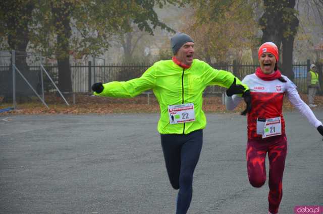 [FOTO, WIDEO] Ząbkowice Śląskie biegną dla Niepodległej – Patriotyzm na sportowo podczas 6. Biegu Niepodległości