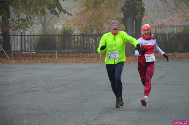 [FOTO, WIDEO] Ząbkowice Śląskie biegną dla Niepodległej – Patriotyzm na sportowo podczas 6. Biegu Niepodległości