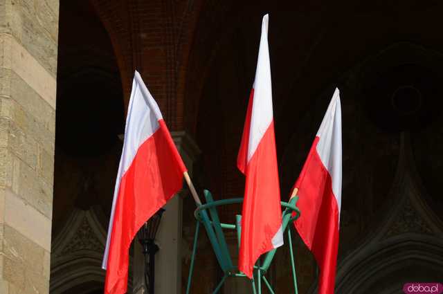 Kamieniec Ząbkowicki w biało-czerwonych barwach – Uroczyste obchody 106. rocznicy odzyskania niepodległości